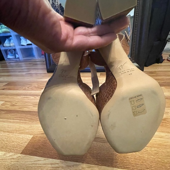 Giuseppe Zanotti Croc Embossed Platform - Picture 3 of 4